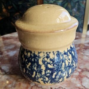 Pfaltzgraff Folk Art Salt Shaker